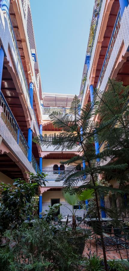 Hotel Central Palace Marrakesh Bagian luar foto