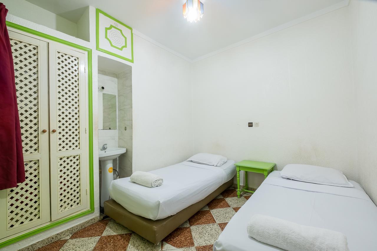 Hotel Central Palace Marrakesh Bagian luar foto